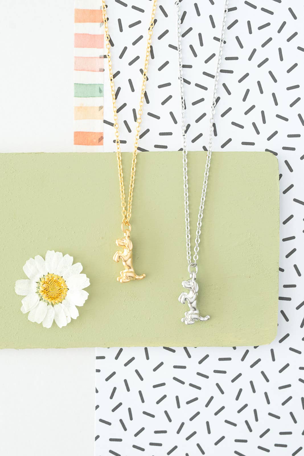 Dog Sitting Charm Necklace Animal Pet Pendant Gold Silver: Gold