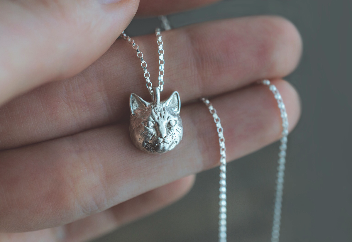 Kitty Sterling Silver Necklace with 23&quot; Chain